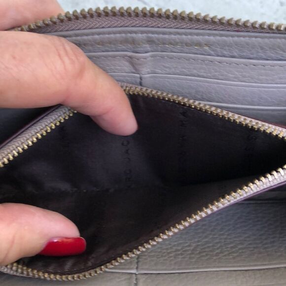 Marc by Marc Jacobs - Picture 5 of 8